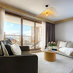 Phoenix B By Leavetown Vacations *