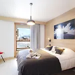 Phoenix B By Leavetown Vacations Resort